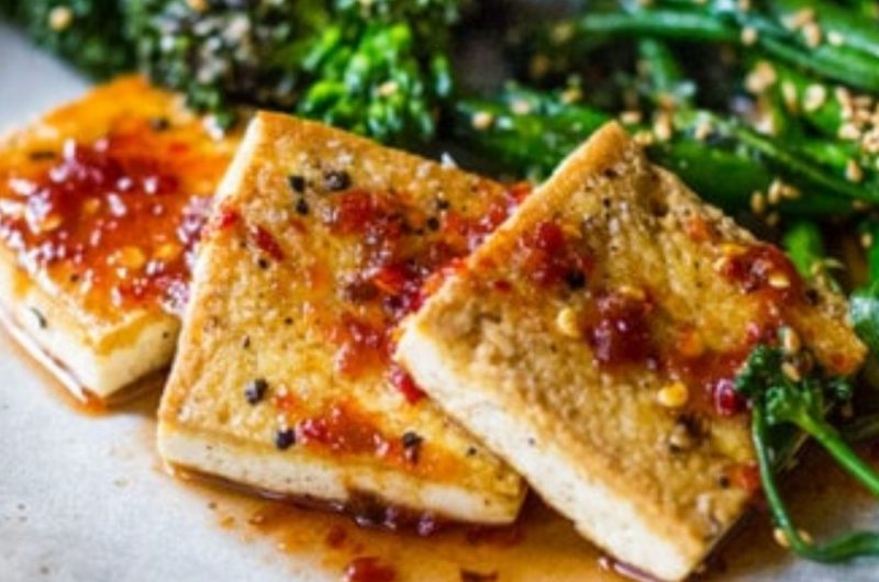 sesame broccoli with chili tofu